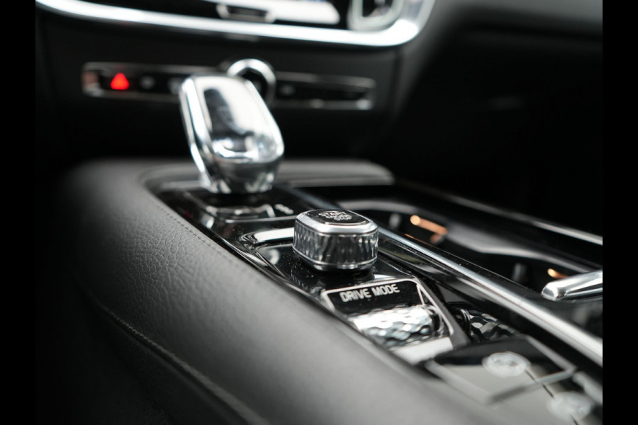 Volvo V60 T8 Recharge AWD 390PK Inscription Plug In Hybrid PHEV | Dealer O.H | Adaptive Cruise | Lederen sportstoelen Memory | BLIS | 360 Camera | Keyless | Pilot Assist | Apple Carplay |