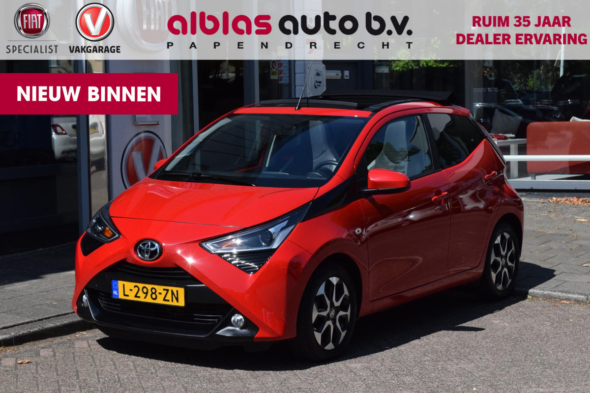 Toyota Aygo 1.0 VVT-i x-joy cabrio|carplay|als nieuw Toyota Aygo 1.0 VVT-i x-joy cabrio|carplay|als nieuw