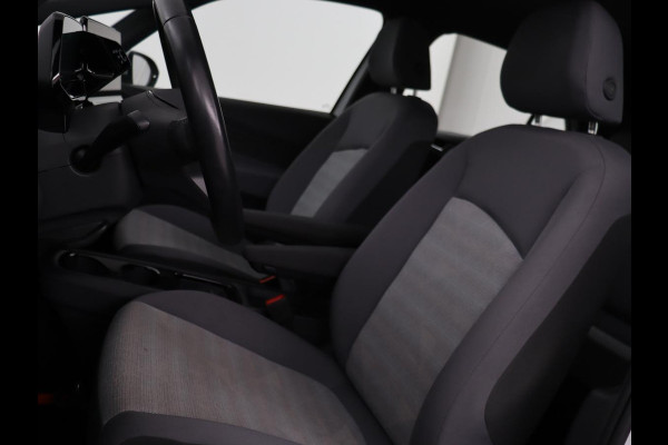 Volkswagen ID.3 First 58 kWh | Stoel & stuurverwarming | Carplay | Trekhaak | Adaptive cruise | Full LED | Navigatie | Parkeerhulp | Climate control