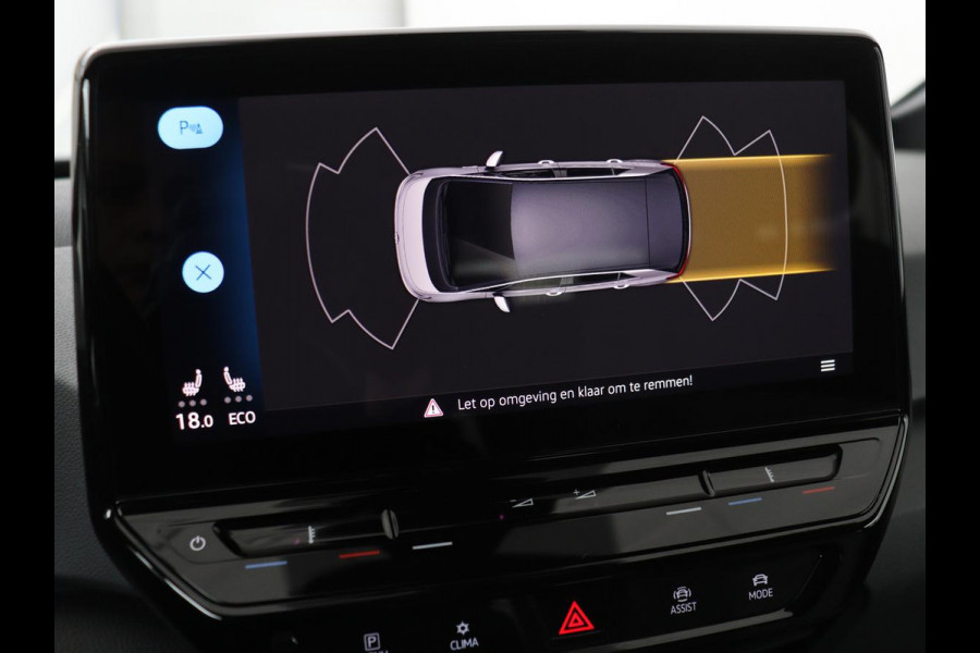Volkswagen ID.3 First 58 kWh | Stoel & stuurverwarming | Carplay | Trekhaak | Adaptive cruise | Full LED | Navigatie | Parkeerhulp | Climate control