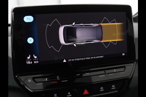 Volkswagen ID.3 First 58 kWh | Stoel & stuurverwarming | Carplay | Trekhaak | Adaptive cruise | Full LED | Navigatie | Parkeerhulp | Climate control