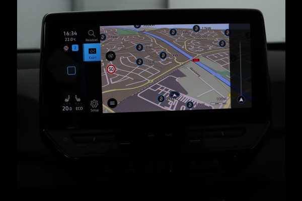 Volkswagen ID.3 First 58 kWh | Stoel & stuurverwarming | Carplay | Trekhaak | Adaptive cruise | Full LED | Navigatie | Parkeerhulp | Climate control
