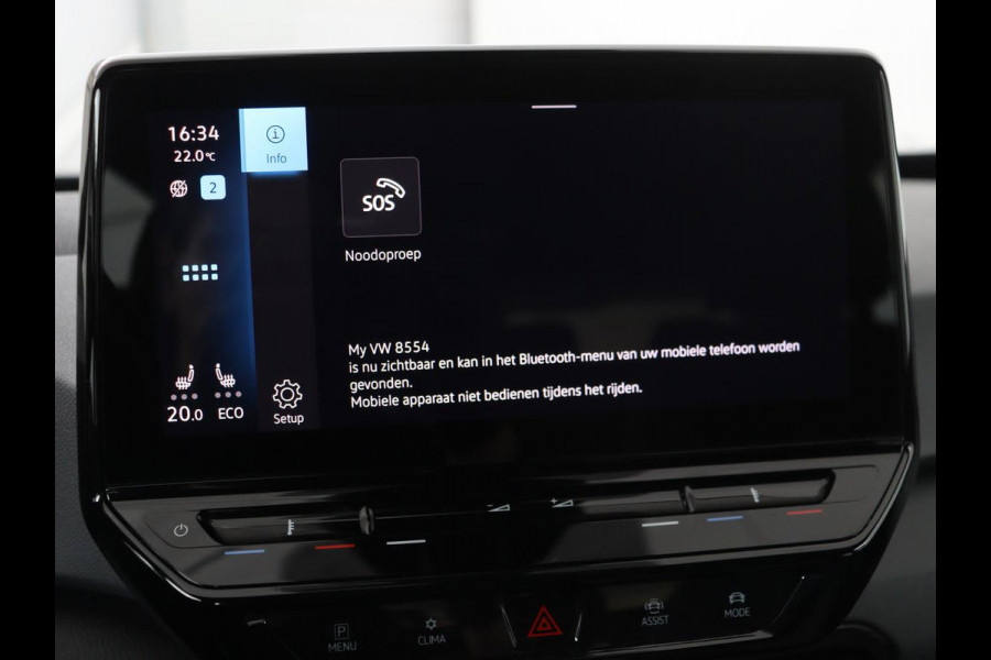 Volkswagen ID.3 First 58 kWh | Stoel & stuurverwarming | Carplay | Trekhaak | Adaptive cruise | Full LED | Navigatie | Parkeerhulp | Climate control