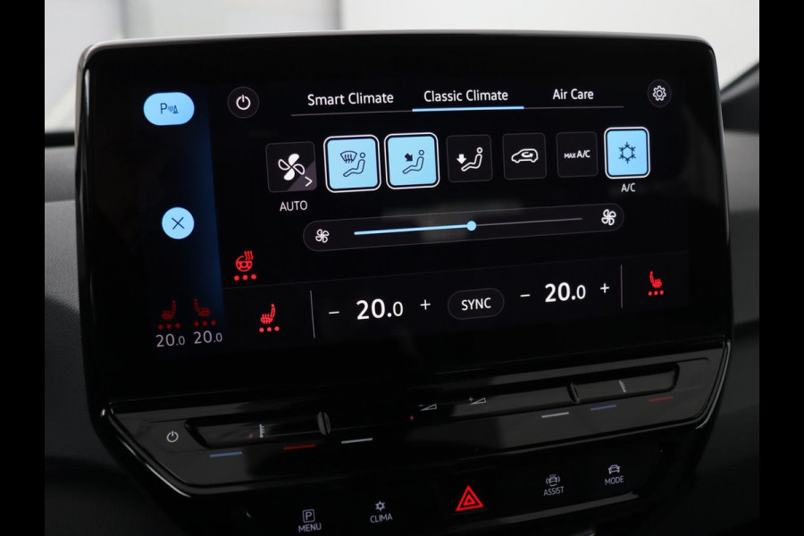 Volkswagen ID.3 First 58 kWh | Stoel & stuurverwarming | Carplay | Trekhaak | Adaptive cruise | Full LED | Navigatie | Parkeerhulp | Climate control