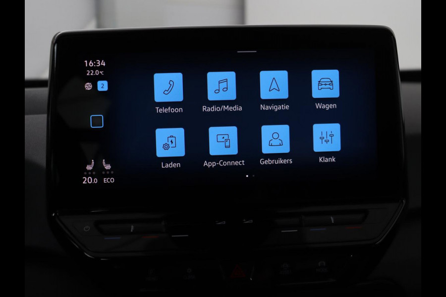 Volkswagen ID.3 First 58 kWh | Stoel & stuurverwarming | Carplay | Trekhaak | Adaptive cruise | Full LED | Navigatie | Parkeerhulp | Climate control