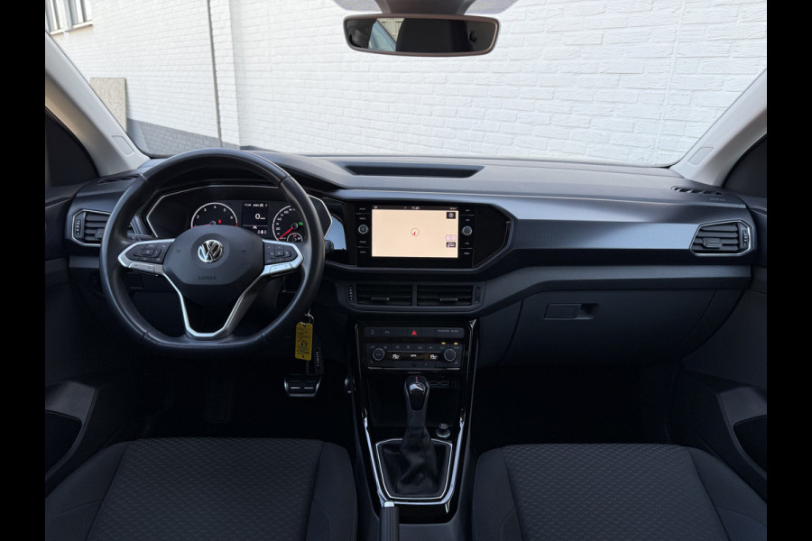 Volkswagen T-Cross 1.5 TSI United R-Line | ACC | CarPlay | Camera | LED | Navi | 18 inch