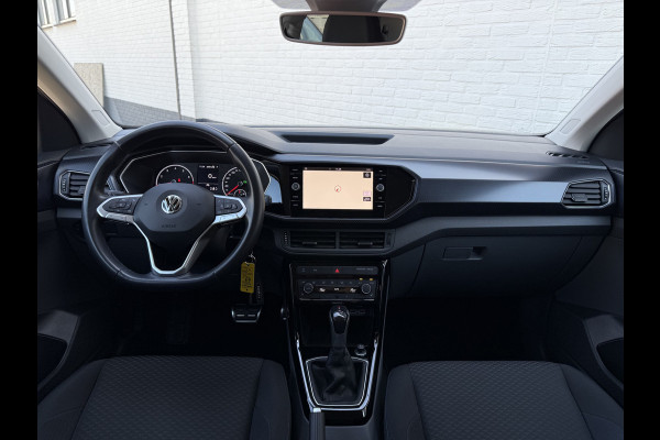 Volkswagen T-Cross 1.5 TSI United R-Line | ACC | CarPlay | Camera | LED | Navi | 18 inch