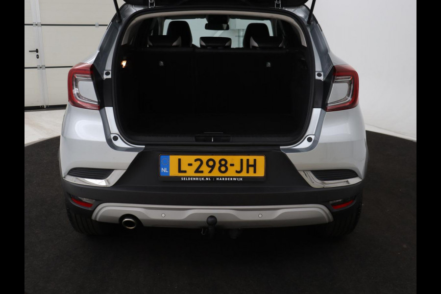 Renault Captur 1.3 TCe Intens | 140pk | Trekhaak | Camera | Navigatie | Half leder | Climate control | Keyless | Cruise control | Full LED