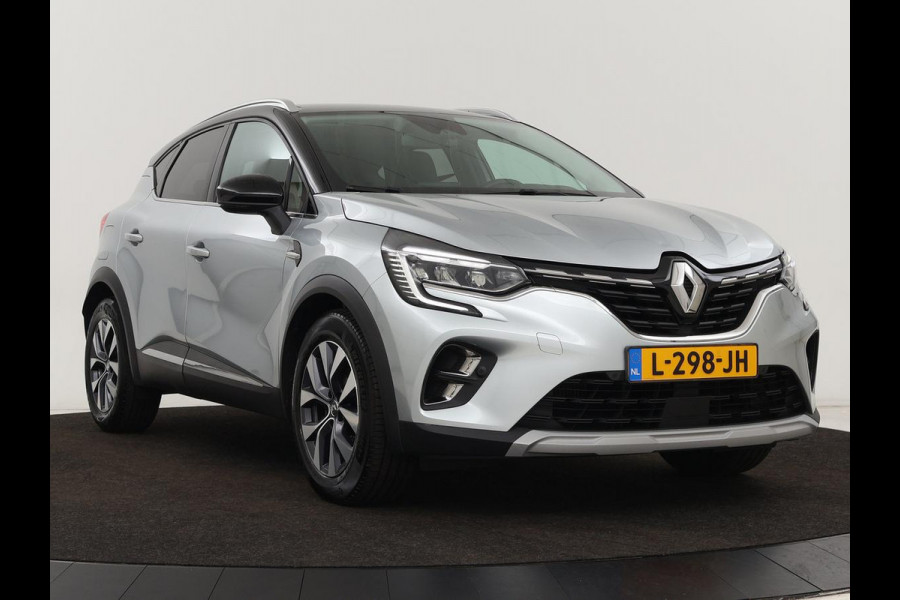 Renault Captur 1.3 TCe Intens | 140pk | Trekhaak | Camera | Navigatie | Half leder | Climate control | Keyless | Cruise control | Full LED