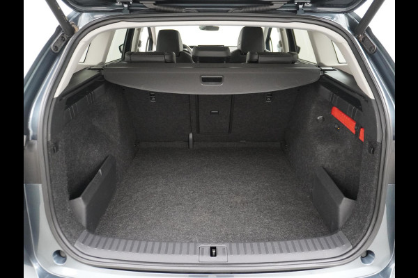 Škoda ENYAQ iV 80 Loft ELEKTRISCHE TREKHAAK | CAMERA | HEAD UP