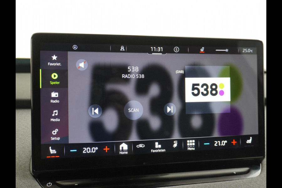 Škoda ENYAQ iV 80 Loft ELEKTRISCHE TREKHAAK | CAMERA | HEAD UP