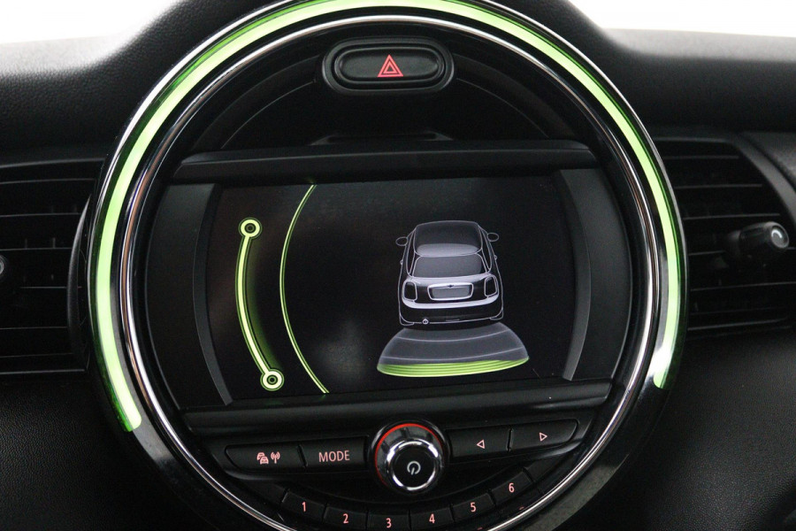 MINI Mini 1.5 Cooper Chili Business (PANORAMADAK, NAVIGATIE, AUTOMAAT, CRUISE CONTROL, PARKEERSENSOREN, LEER, NL-AUTO)