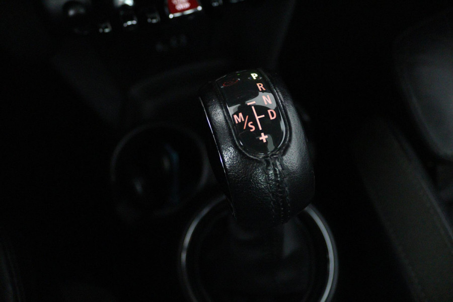 MINI Mini 1.5 Cooper Chili Business (PANORAMADAK, NAVIGATIE, AUTOMAAT, CRUISE CONTROL, PARKEERSENSOREN, LEER, NL-AUTO)