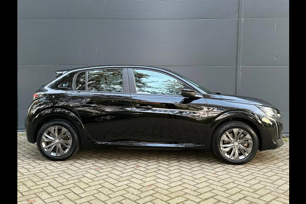 Peugeot e-208 EV Active Pack 50 kWh 1STE EIG | NAVI | KEYLESS | BTW