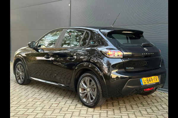 Peugeot e-208 EV Active Pack 50 kWh 1STE EIG | NAVI | KEYLESS | BTW