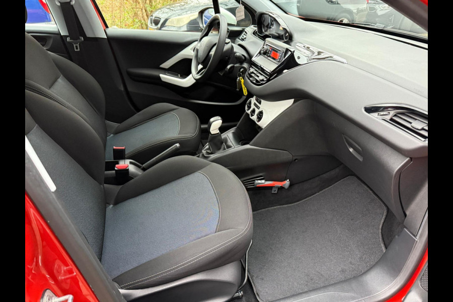 Peugeot 208 1.2 PureTech Like AIRCO| CRUISE | ELEK RAMEN | NWE APK