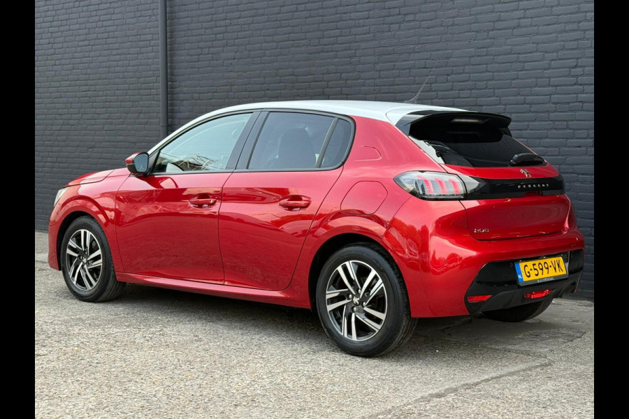 Peugeot 208 1.2 PureTech Blue Lease Allure NAVI | CARPLAY | CAMERA | 1STE EIGENAAR | PDC | BTW | NWE APK