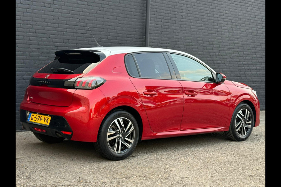Peugeot 208 1.2 PureTech Blue Lease Allure NAVI | CARPLAY | CAMERA | 1STE EIGENAAR | PDC | BTW | NWE APK