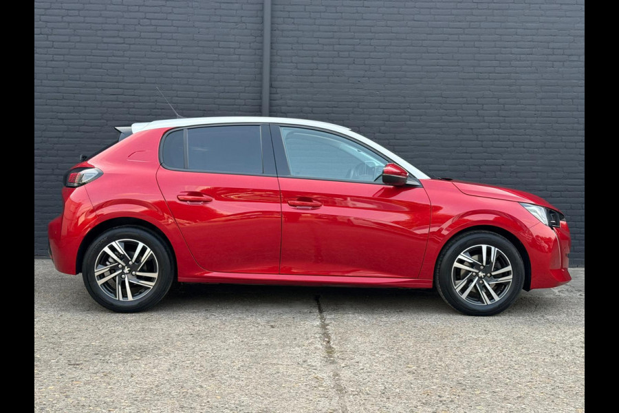 Peugeot 208 1.2 PureTech Blue Lease Allure NAVI | CARPLAY | CAMERA | 1STE EIGENAAR | PDC | BTW | NWE APK