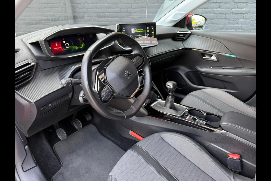 Peugeot 208 1.2 PureTech Blue Lease Allure NAVI | CARPLAY | CAMERA | 1STE EIGENAAR | PDC | BTW | NWE APK