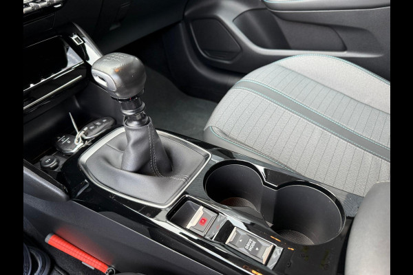 Peugeot 208 1.2 PureTech Blue Lease Allure NAVI | CARPLAY | CAMERA | 1STE EIGENAAR | PDC | BTW | NWE APK