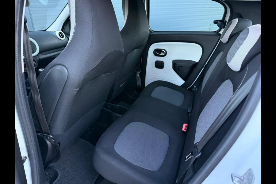 Renault Twingo 1.0 SCe Collection AIRCO | ELEK RAMEN | 72519 KM | PDC | NWE APK | BTW