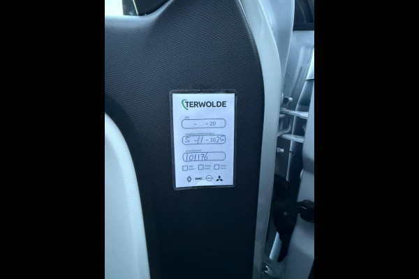 Renault Twingo 1.0 SCe Collection AIRCO | ELEK RAMEN | 72519 KM | PDC | NWE APK | BTW