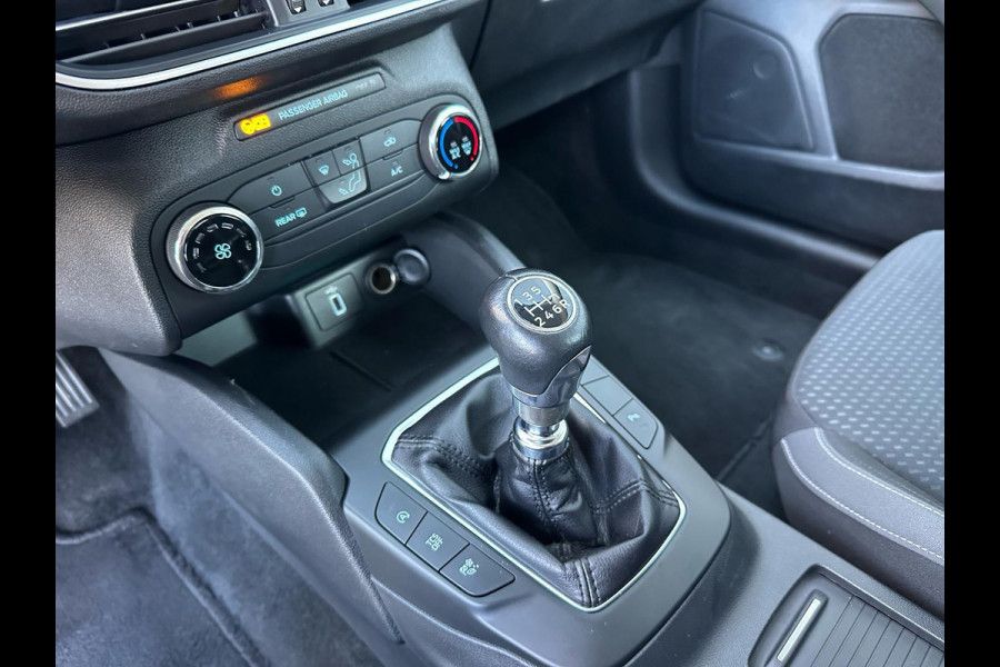 Ford Focus 1.0 EcoBoost Trend Edition Business 1STE EIGEN | NAVI | PDC | CARPLAY | BTW