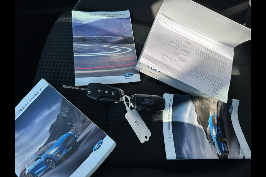 Ford Focus 1.0 EcoBoost Trend Edition Business 1STE EIGEN | NAVI | PDC | CARPLAY | BTW