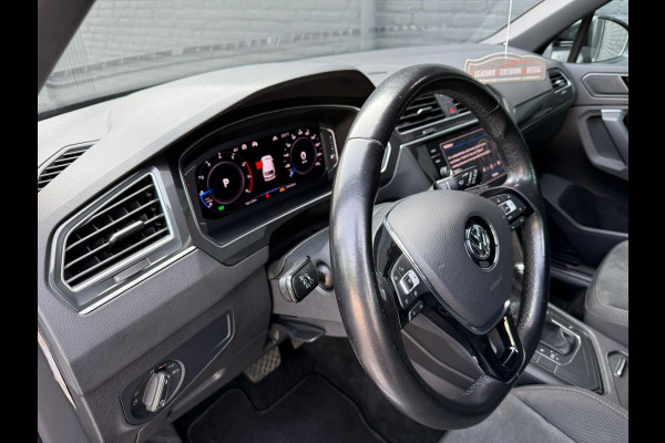 Volkswagen Tiguan 1.5 TSI ACT Highline R-Line NAVI | CARPLAY | AUTOMAAT | PDC | NWE APK