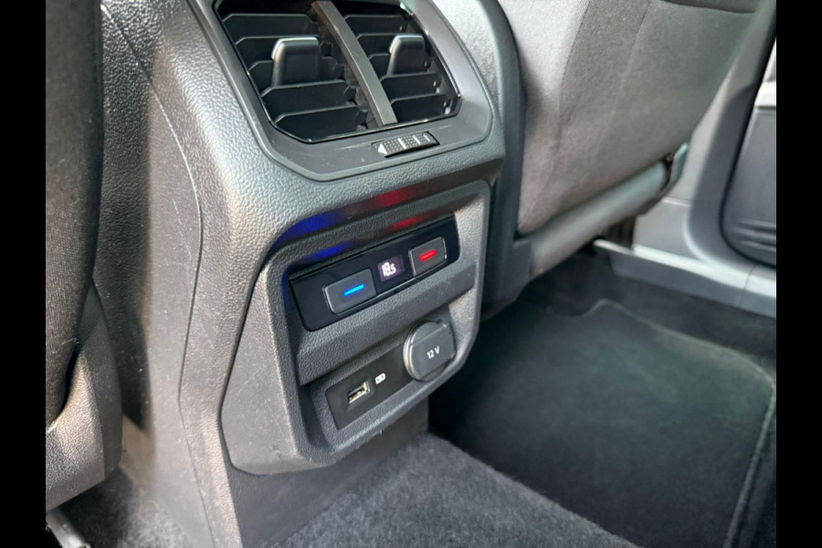 Volkswagen Tiguan 1.5 TSI ACT Highline R-Line NAVI | CARPLAY | AUTOMAAT | PDC | NWE APK