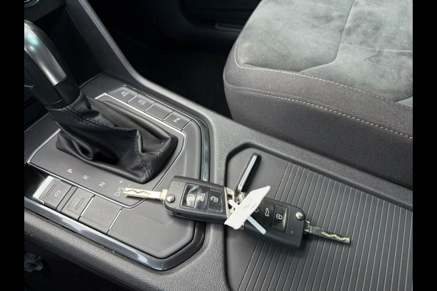 Volkswagen Tiguan 1.5 TSI ACT Highline R-Line NAVI | CARPLAY | AUTOMAAT | PDC | NWE APK