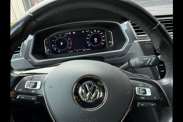 Volkswagen Tiguan 1.5 TSI ACT Highline R-Line NAVI | CARPLAY | AUTOMAAT | PDC | NWE APK