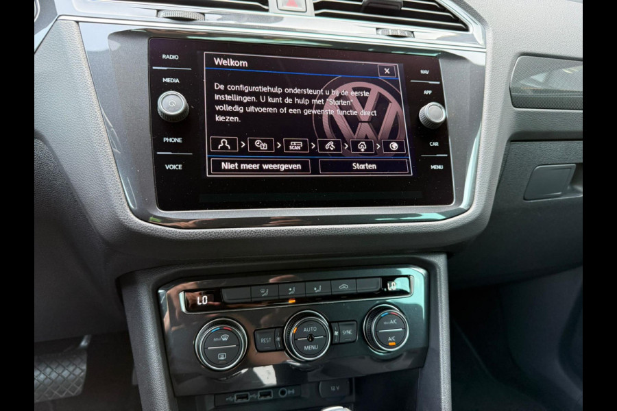 Volkswagen Tiguan 1.5 TSI ACT Highline R-Line NAVI | CARPLAY | AUTOMAAT | PDC | NWE APK