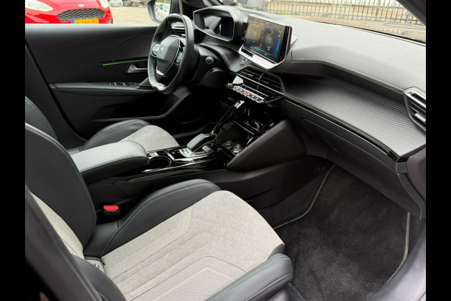 Peugeot e-208 EV GT 350 50 kWh 1STE EIGENAAR | DIGITAL DASH | CAMERA | PANO | CARPLA | KEYLESS | PDC | BTW