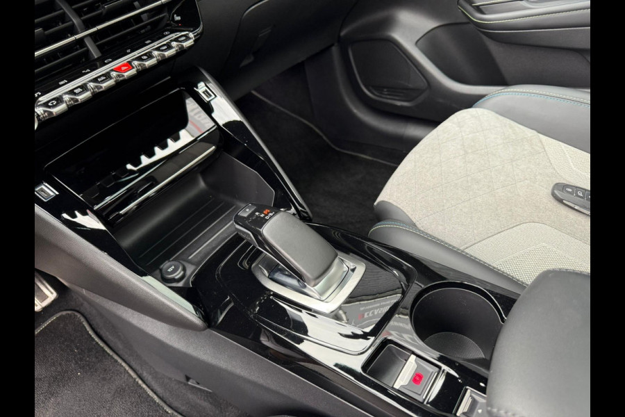 Peugeot e-208 EV GT 350 50 kWh 1STE EIGENAAR | DIGITAL DASH | CAMERA | PANO | CARPLA | KEYLESS | PDC | BTW