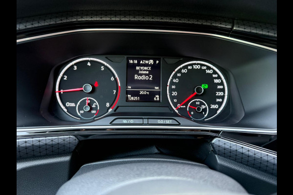Volkswagen T-Cross 1.0 TSI Style CAMERA | CARPLAY | PDC | CRUISE | AIRCO | NWE APK