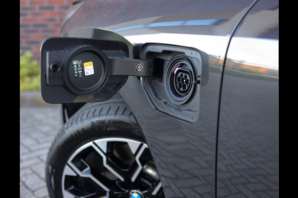 BMW X3 30e xDrive | Trekhaak – Pano – H/K