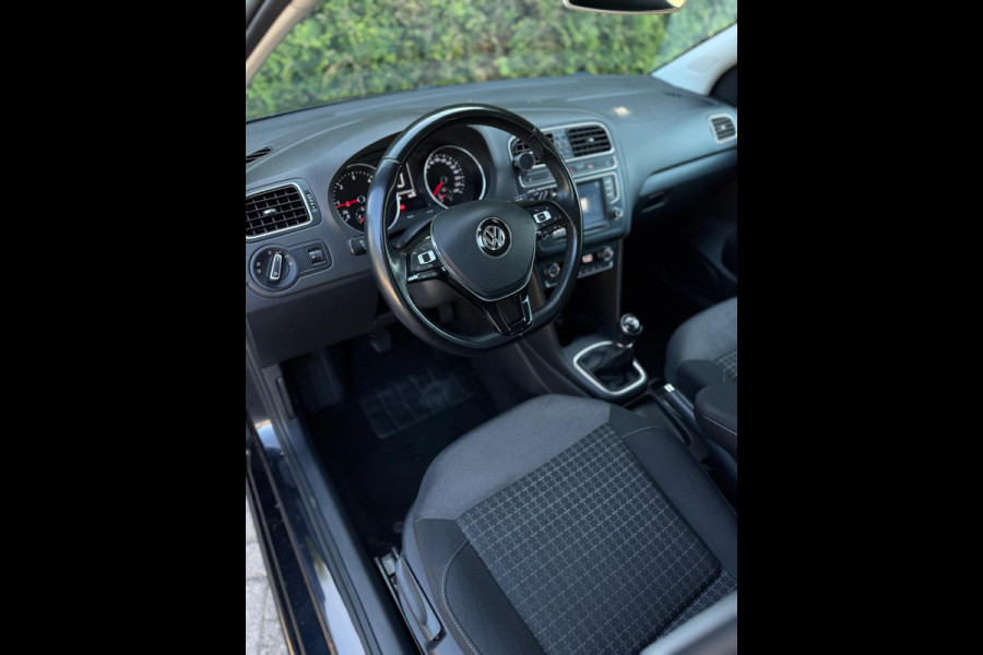 Volkswagen Polo 1.4 TDI CarPlay EURO 6 Navigatie Camera