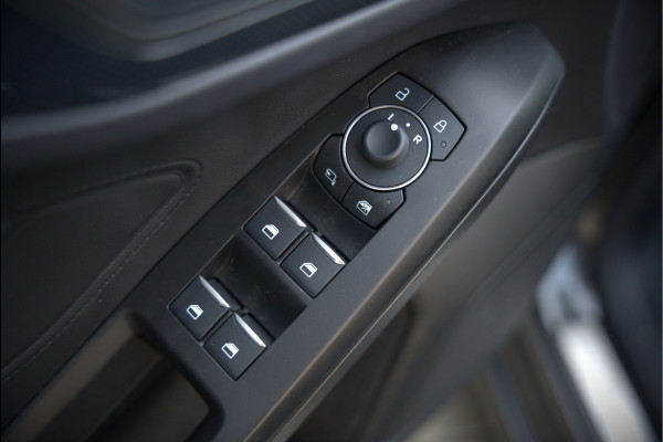 Ford Focus 1.0 EcoBoost Hybrid ST Line X | Bang & Olufsen | Panoramadak | Stuurverwarming | Stoelverwarming | Dodehoekdetectie | Adaptive Cruise Control | Camera | Elektrische Stoel | Keyless | LED | B&O | Leer | Automaat | BTW | Fa