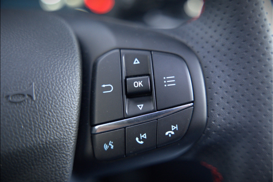 Ford Focus 1.0 EcoBoost Hybrid ST Line X | Bang & Olufsen | Panoramadak | Stuurverwarming | Stoelverwarming | Dodehoekdetectie | Adaptive Cruise Control | Camera | Elektrische Stoel | Keyless | LED | B&O | Leer | Automaat | BTW | Fa