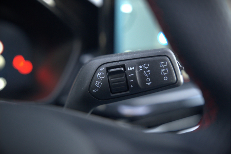 Ford Focus 1.0 EcoBoost Hybrid ST Line X | Bang & Olufsen | Panoramadak | Stuurverwarming | Stoelverwarming | Dodehoekdetectie | Adaptive Cruise Control | Camera | Elektrische Stoel | Keyless | LED | B&O | Leer | Automaat | BTW | Fa