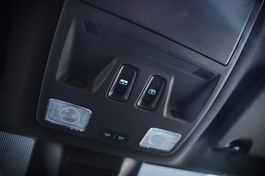 Ford Focus 1.0 EcoBoost Hybrid ST Line X | Bang & Olufsen | Panoramadak | Stuurverwarming | Stoelverwarming | Dodehoekdetectie | Adaptive Cruise Control | Camera | Elektrische Stoel | Keyless | LED | B&O | Leer | Automaat | BTW | Fa