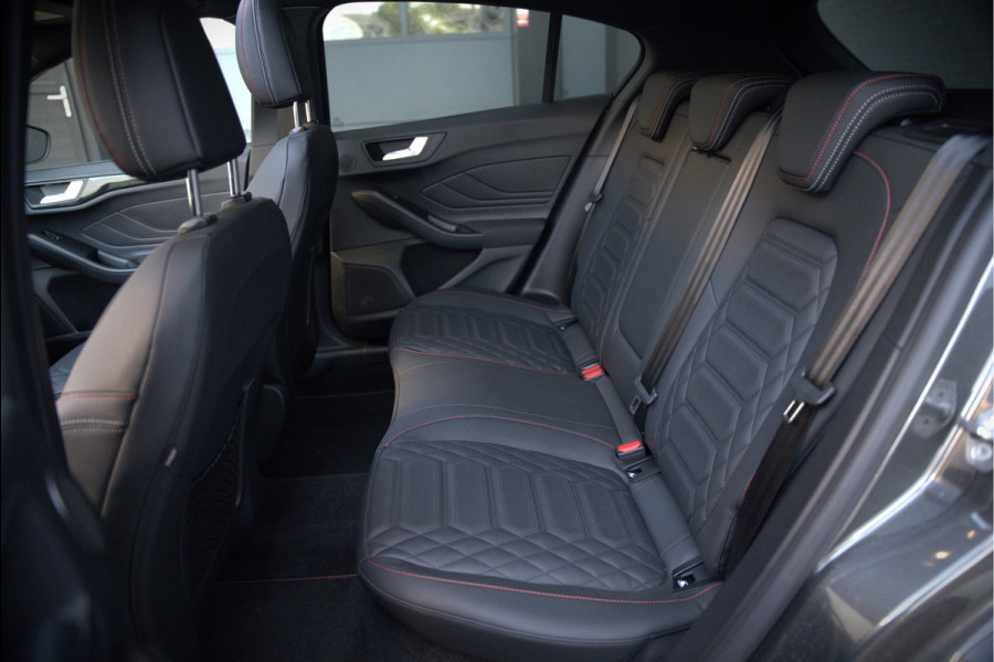Ford Focus 1.0 EcoBoost Hybrid ST Line X | Bang & Olufsen | Panoramadak | Stuurverwarming | Stoelverwarming | Dodehoekdetectie | Adaptive Cruise Control | Camera | Elektrische Stoel | Keyless | LED | B&O | Leer | Automaat | BTW | Fa