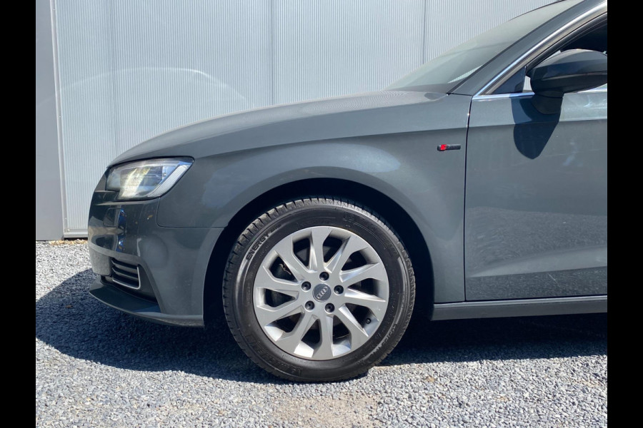 Audi A3 Sportback 1.0 TFSI Sport S Line Edition |Pano-Opendak|Electr-Trekhaak|Leder-Stof|Stoelverw|Xenon|Cruise|PDC|Clima