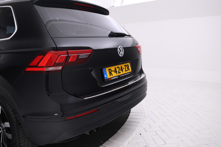 Volkswagen Tiguan 1.5 TSI ACT Highline Business R Panorama dak, Automaat, Massage stoel!