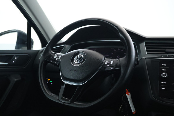 Volkswagen Tiguan 1.5 TSI ACT Highline Business R Panorama dak, Automaat, Massage stoel!