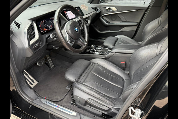 BMW 1-serie 118i M SPORT Plus NAVI | PDC | LEDER | CRUISE | AUTOMAAT | BTW