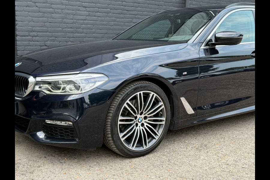 BMW 5 Serie Touring 520i M SPORT NAVI | PDC | LEDER | STOELVERWARMING | KEYLESS | CRUISE | BTW