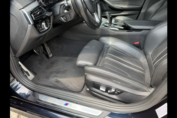 BMW 5 Serie Touring 520i M SPORT NAVI | PDC | LEDER | STOELVERWARMING | KEYLESS | CRUISE | BTW
